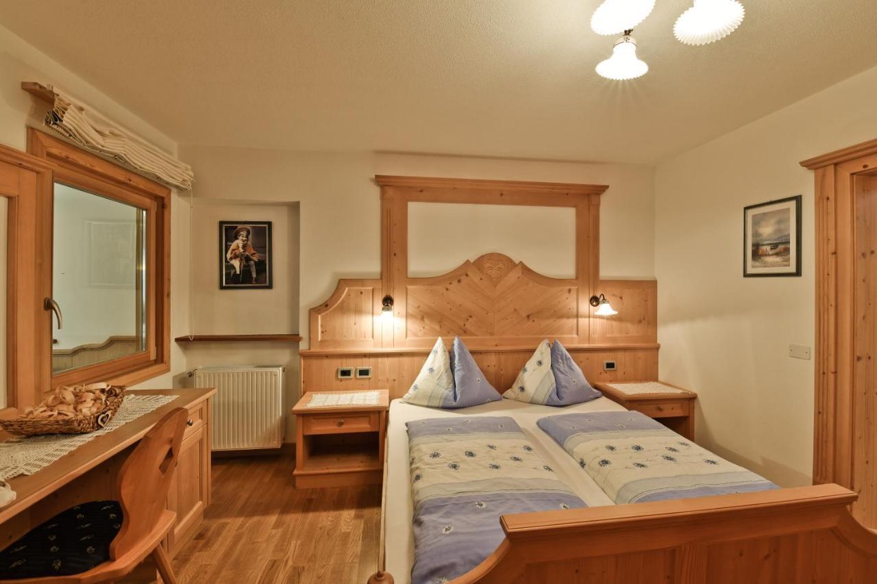 Appartement Ciasa Mirio' à La Valle Extérieur photo