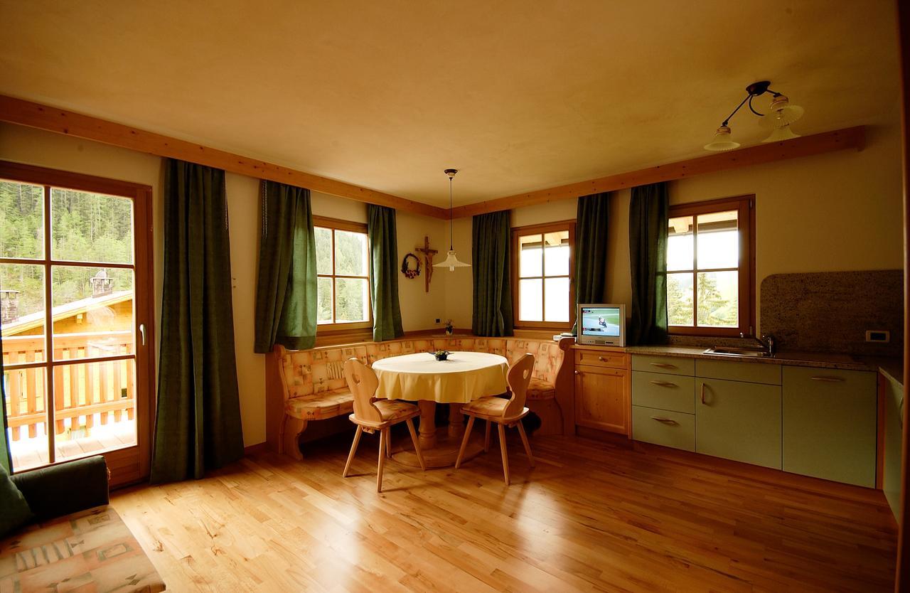 Appartement Ciasa Mirio' à La Valle Extérieur photo