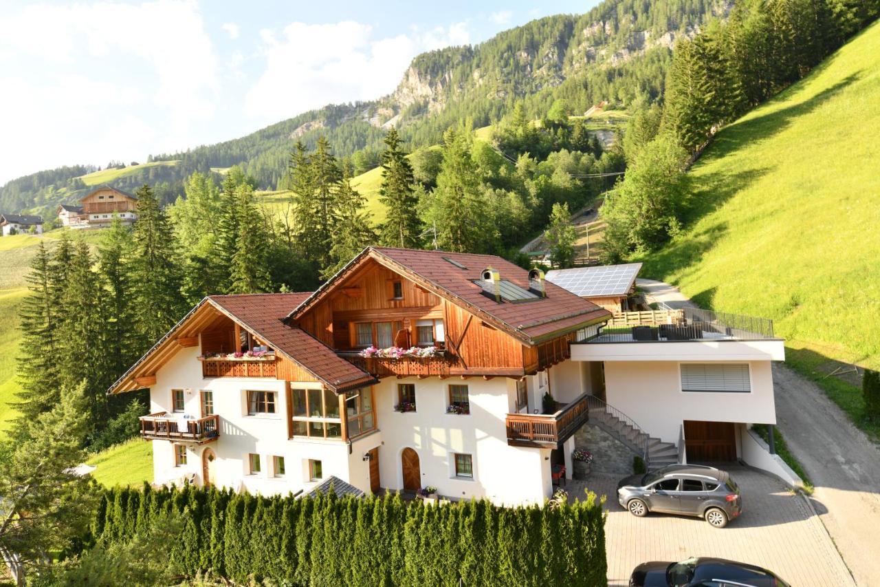 Appartement Ciasa Mirio' à La Valle Extérieur photo